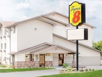 Super 8 By Wyndham Kent/Akron Area Extérieur photo
